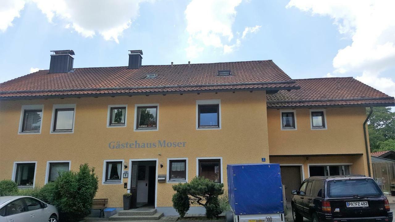 Готель Gastehaus Moser Untergriesbach Екстер'єр фото